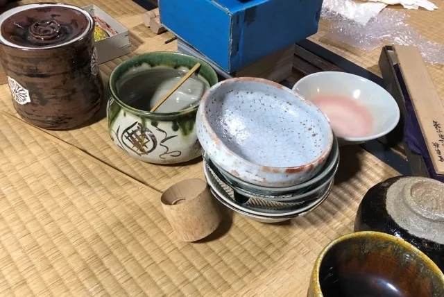 遺品整理の茶道具や食器たち
